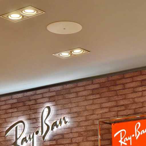 Ray?Ban 宏伊国际广场店——壹定发 CIS 商用安装系统的经典应用